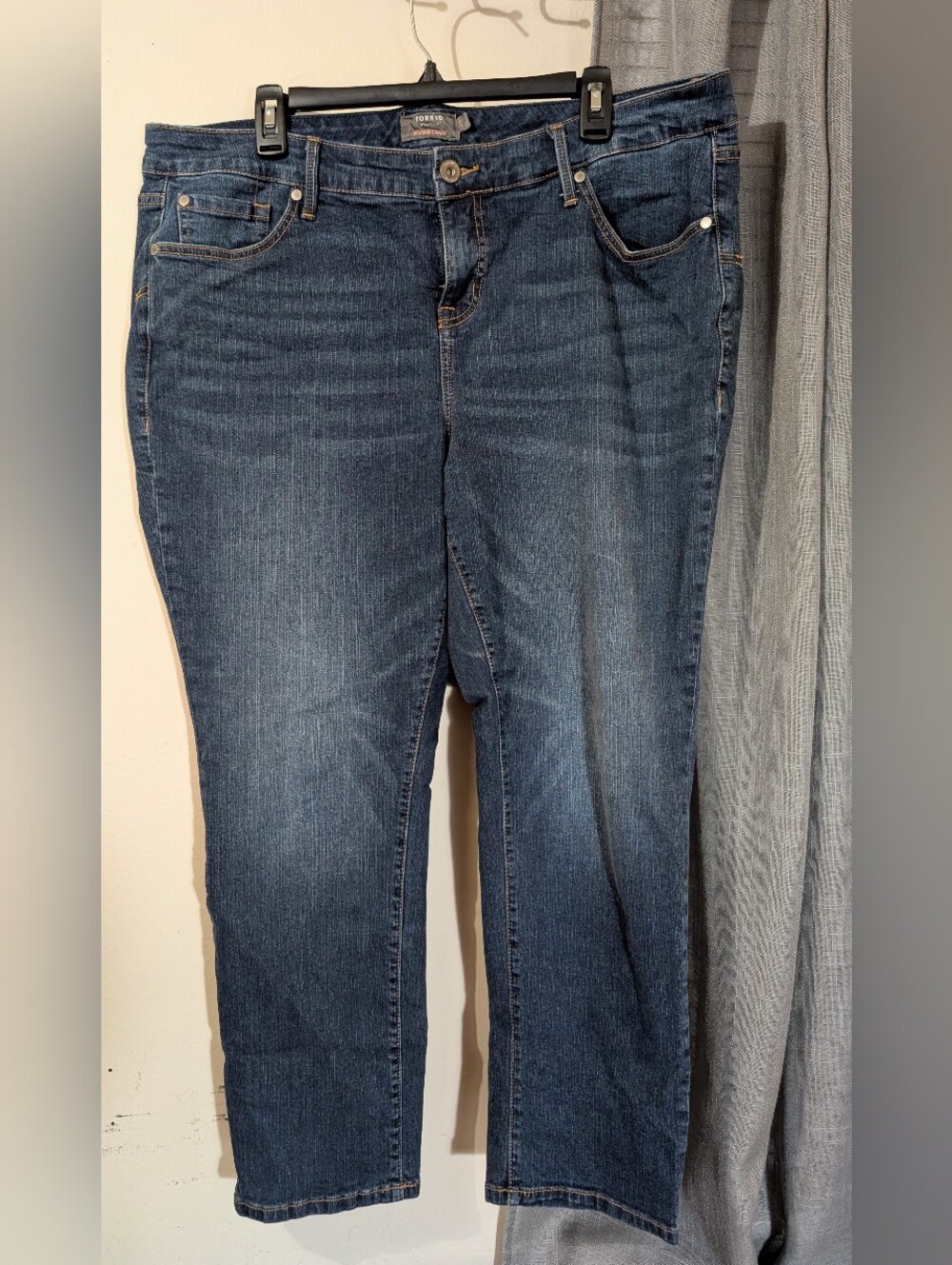 Torrid Boyfriend Straight Jeans Size 18S